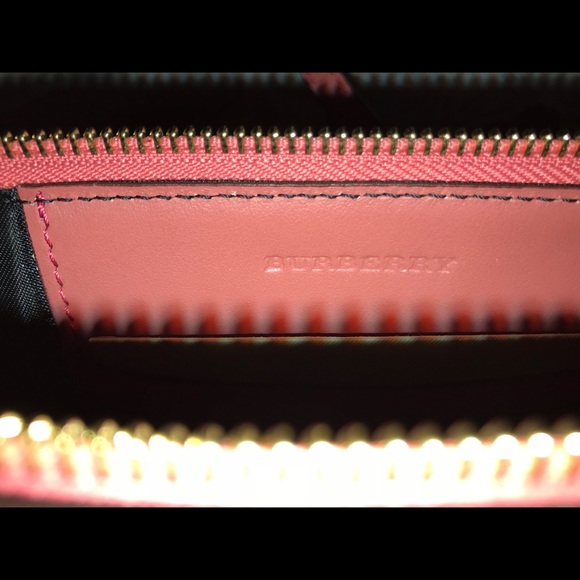 Burberry Crossbody Handbag - Picture 5 of 5